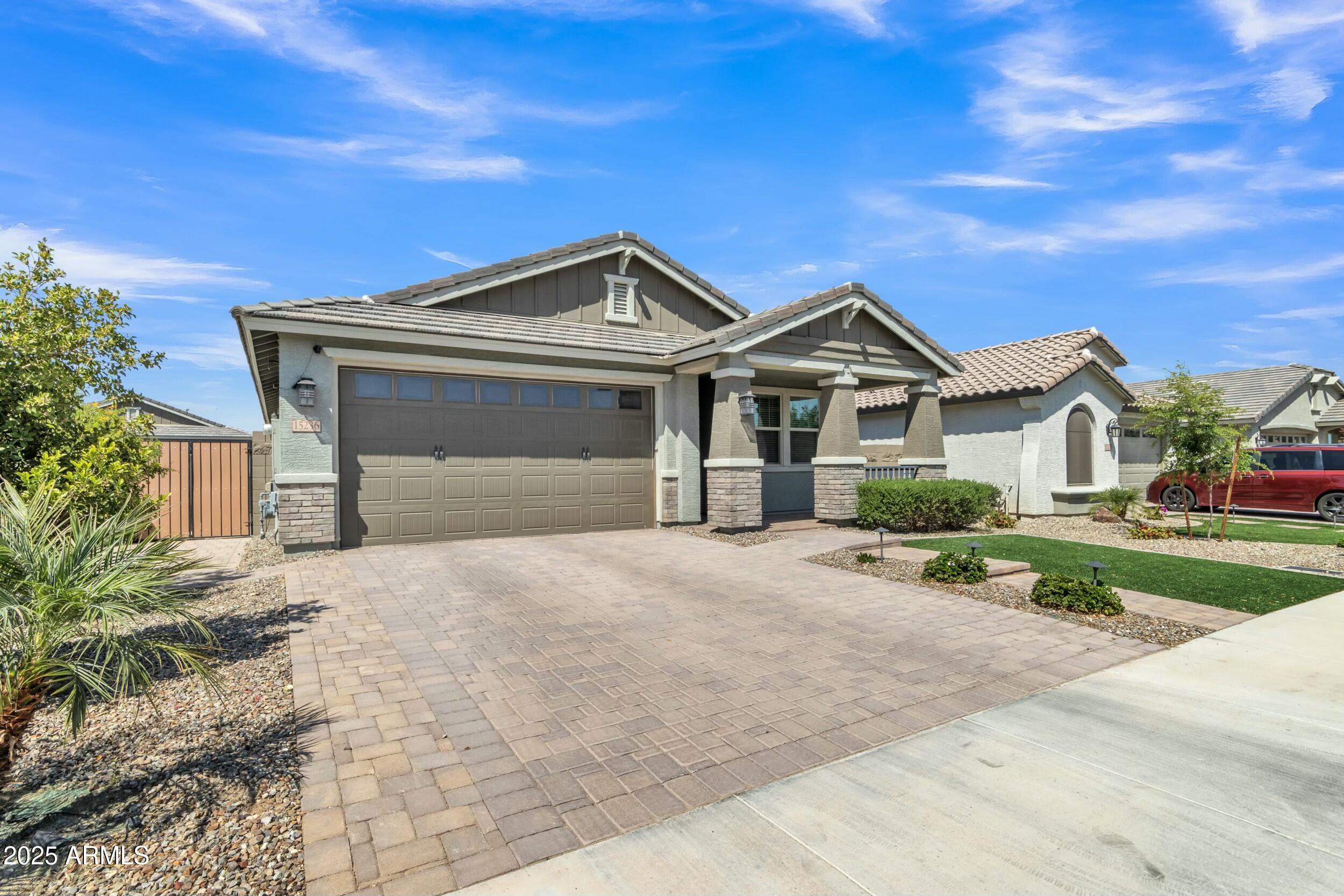 15236 W PORTLAND Street