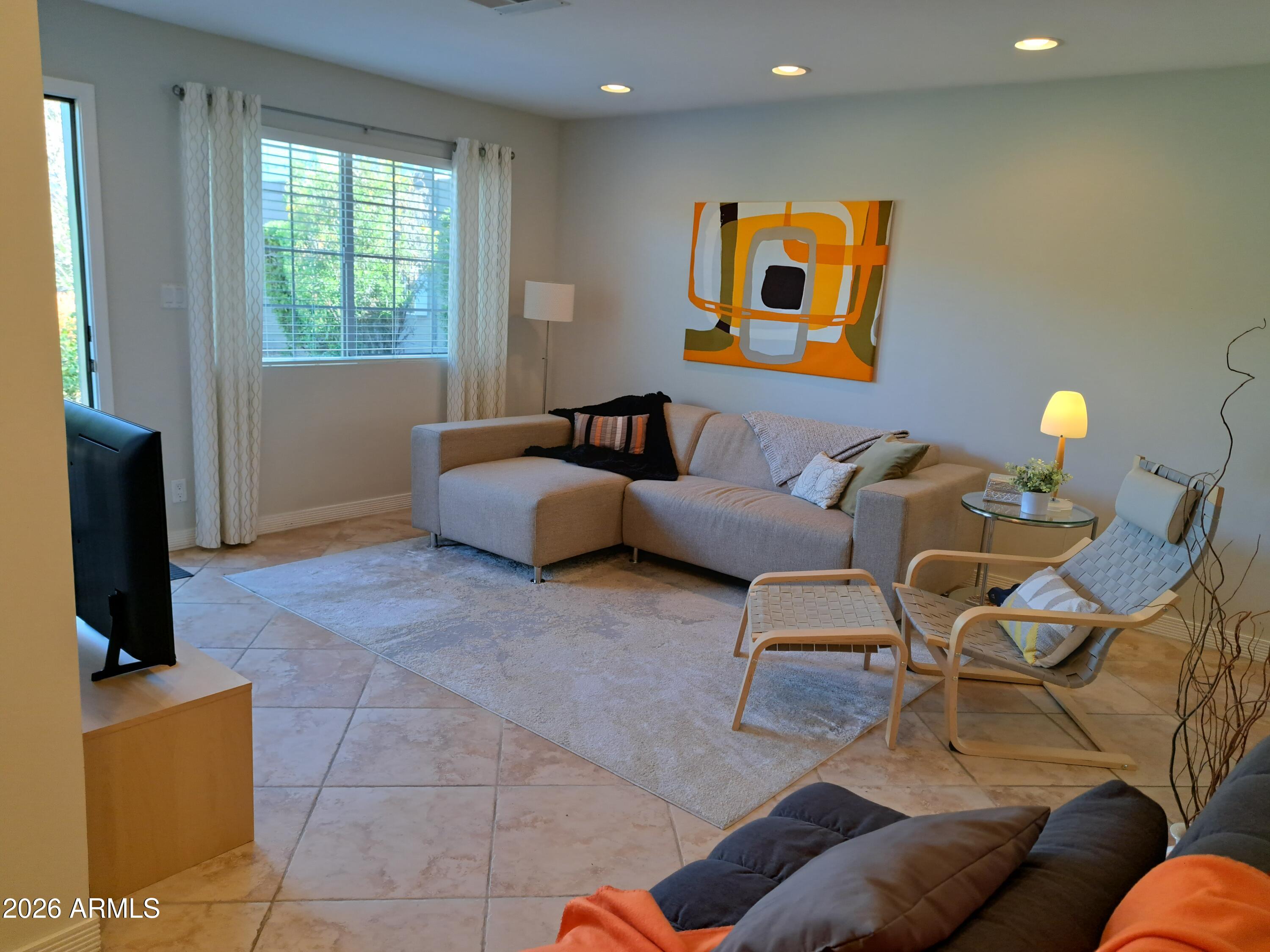 1850 E Maryland Avenue 56