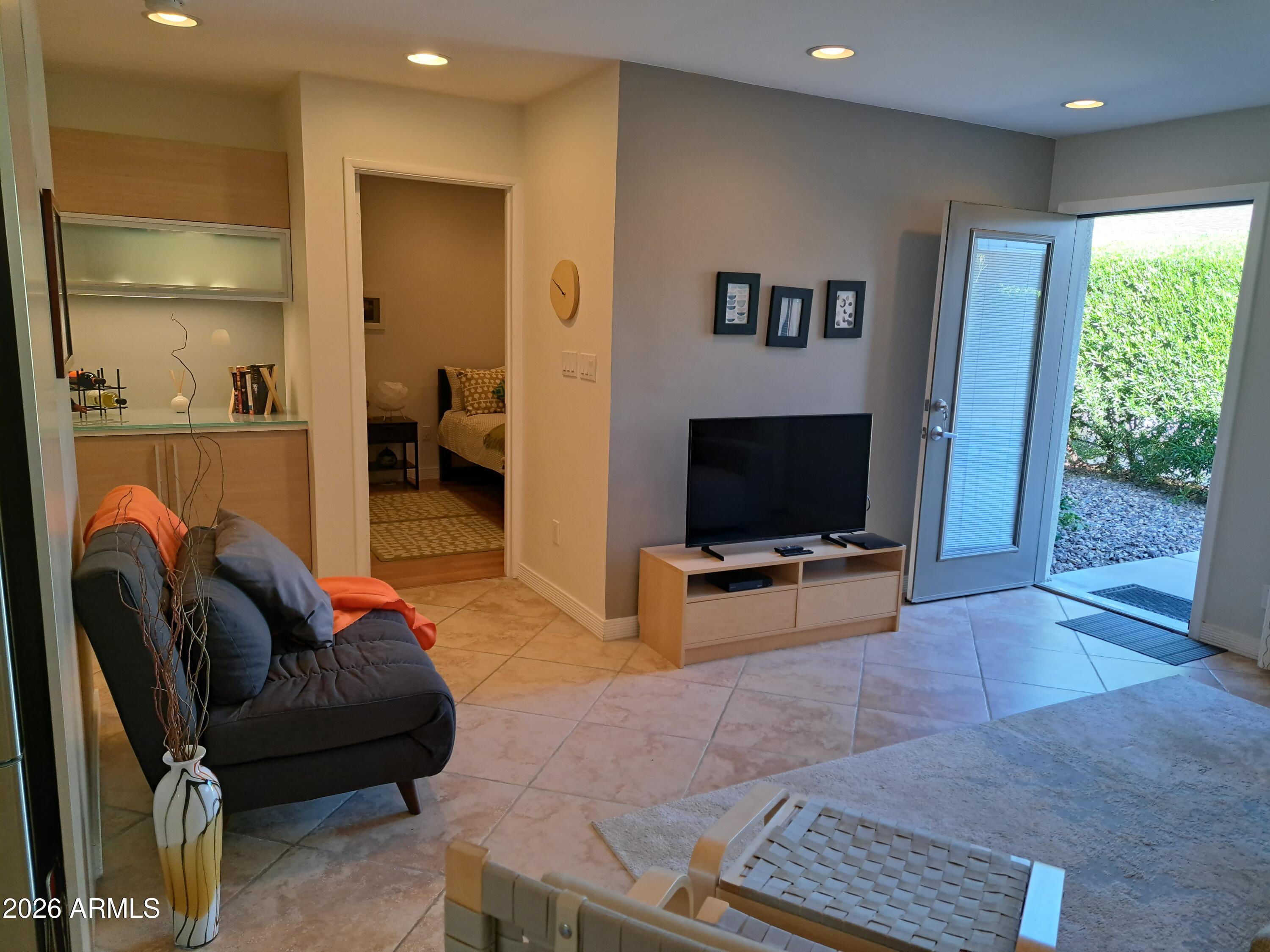 1850 E Maryland Avenue 56