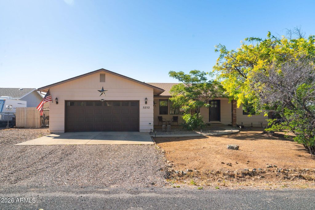 Photo of 5252 N Saddleback Drive, Prescott Valley, AZ 86314 (MLS # 7031960)