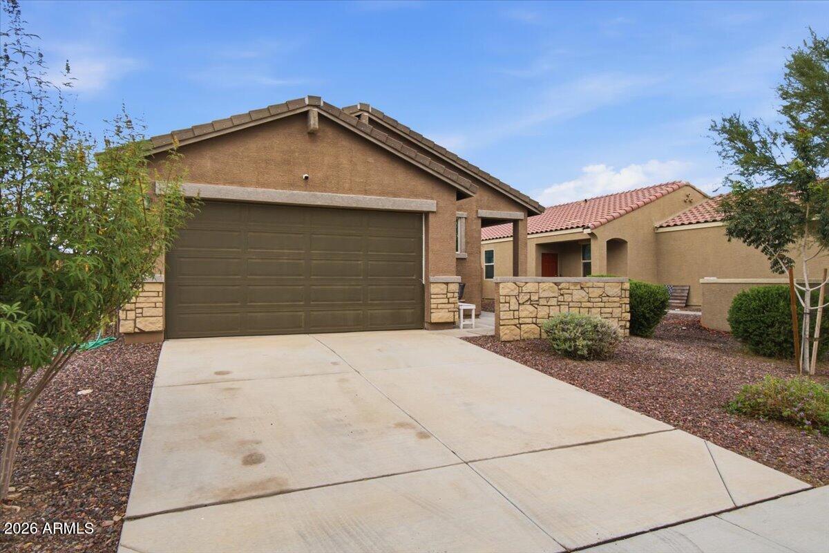 3652 E ARCHER Drive