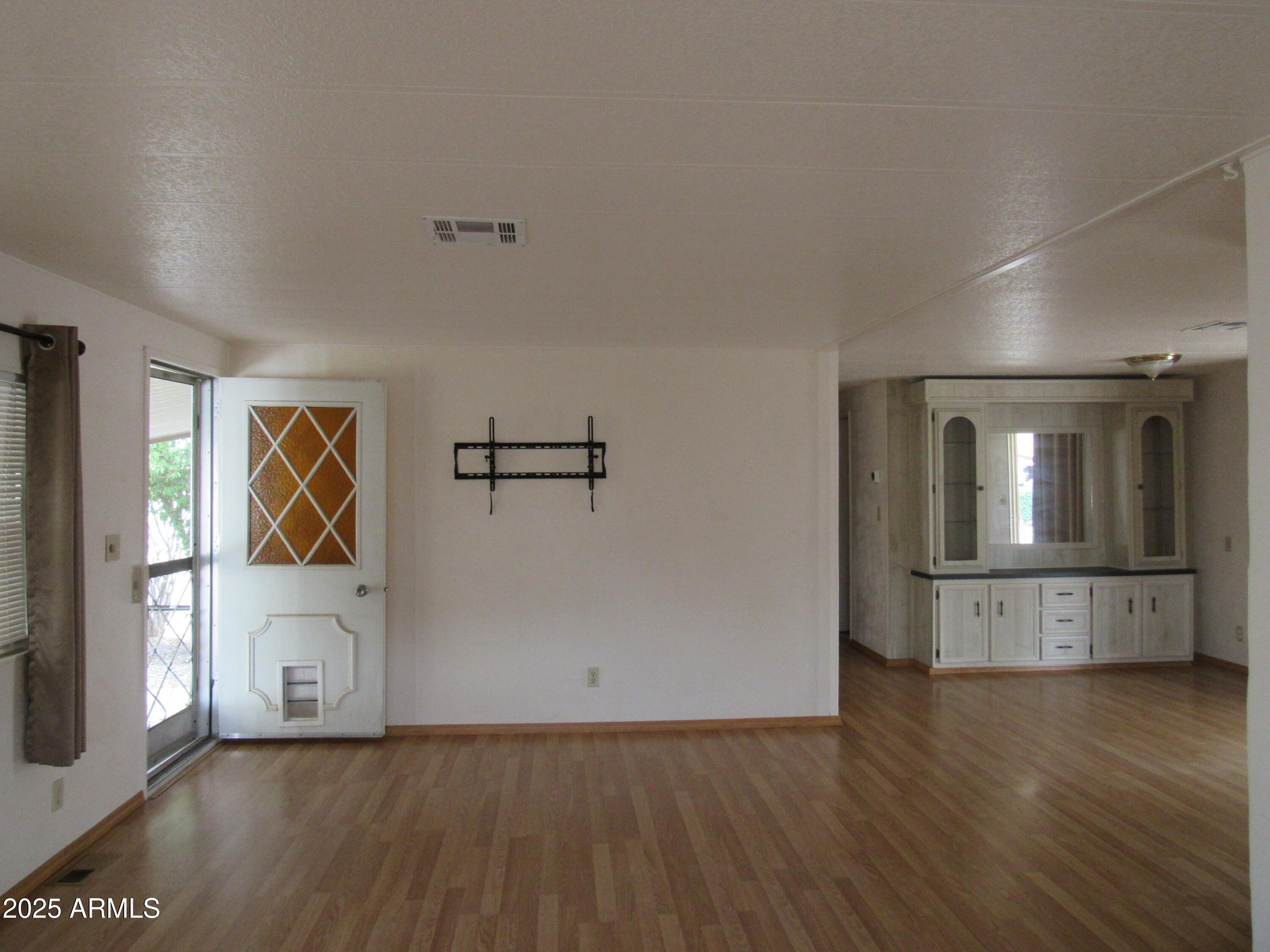 3411 S CAMINO SECO -- 86