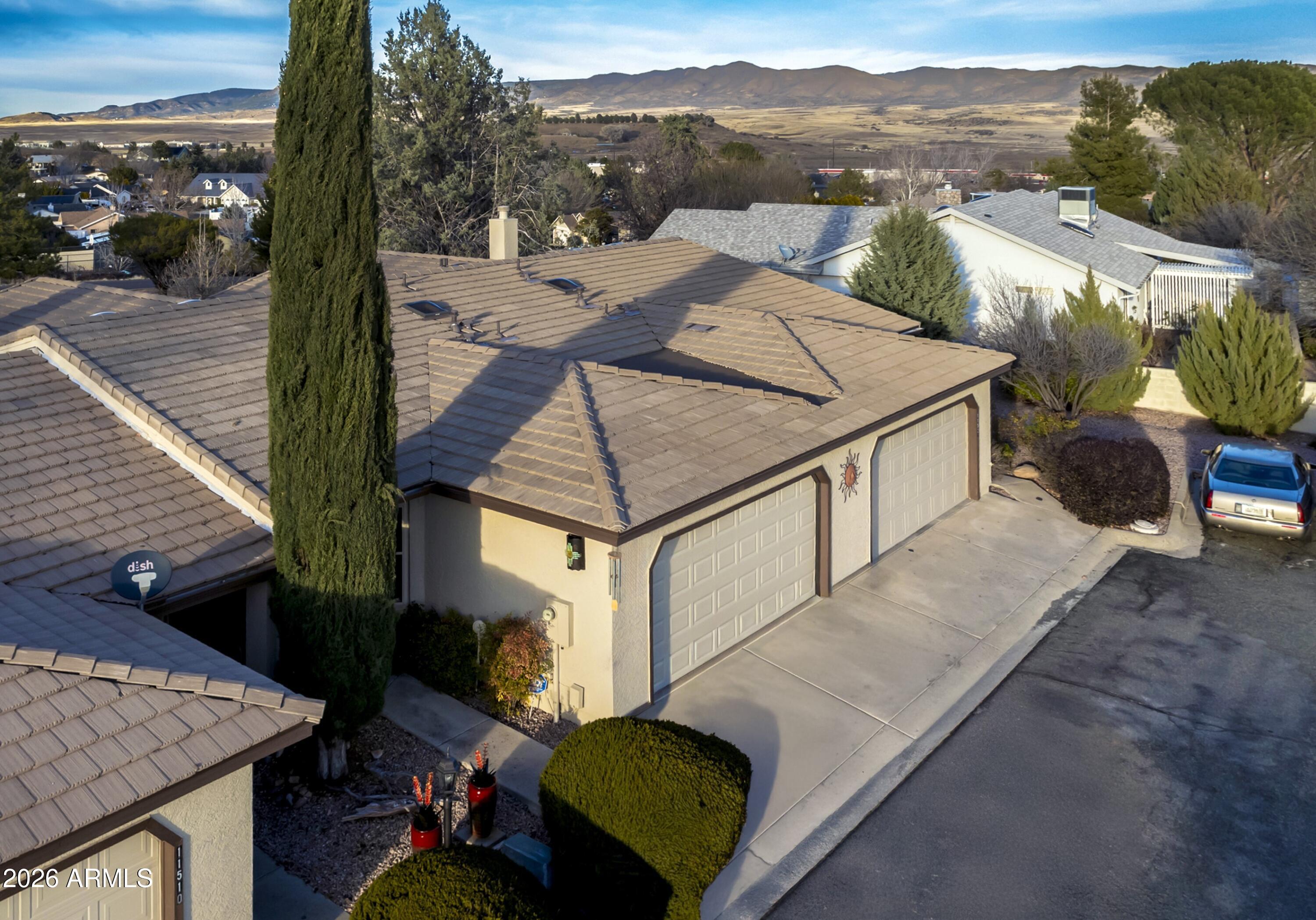 COUNTRY CLUB TOWNHOMES AMD - Residential