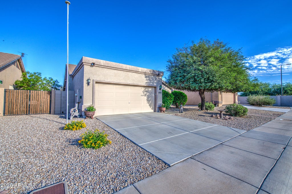 Photo of 1575 S Apache Drive, Apache Junction, AZ 85120 (MLS # 7091488)