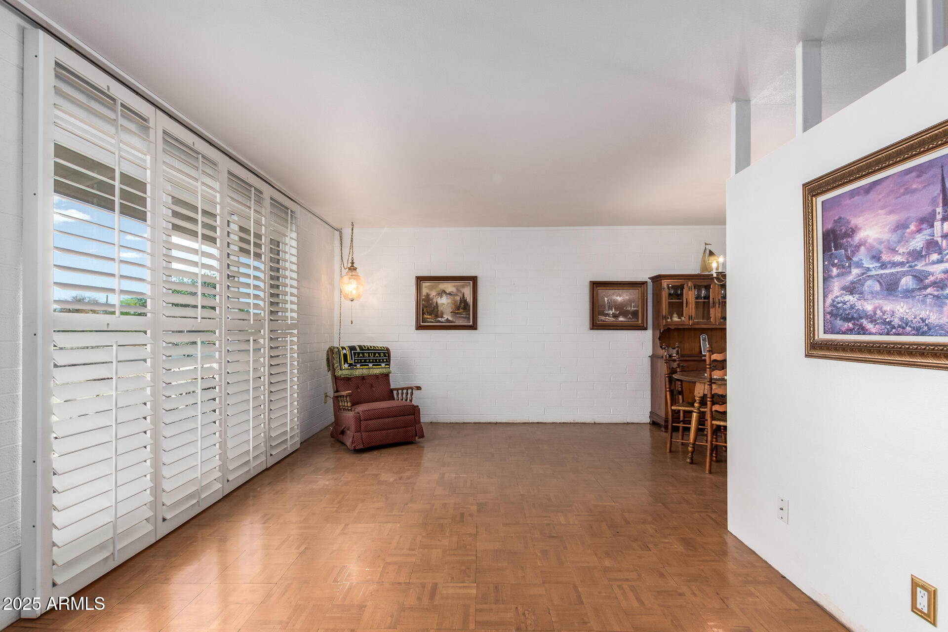 12014 N 103RD Avenue