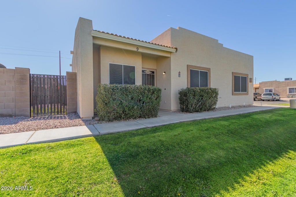 Photo of 2300 E Magma Road #9, San Tan Valley, AZ 85143 (MLS # 7071726)