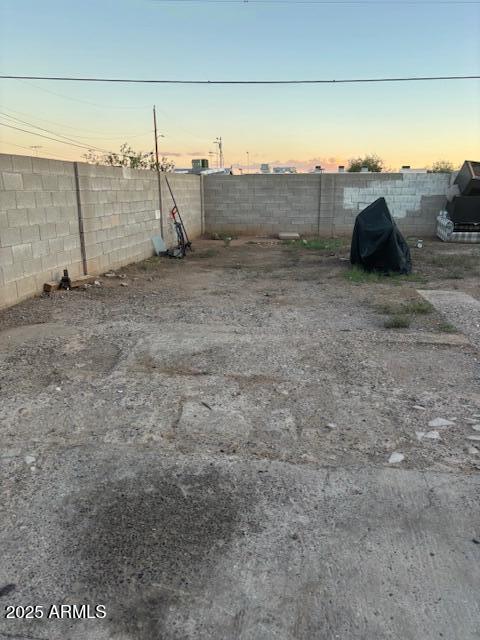 3803 W PORTLAND Street