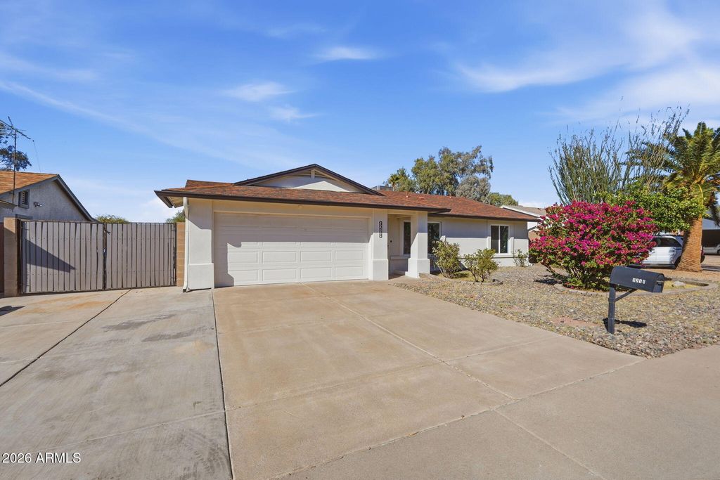 Photo of 3218 E Libby Street, Phoenix, AZ 85032 (MLS # 6999635)