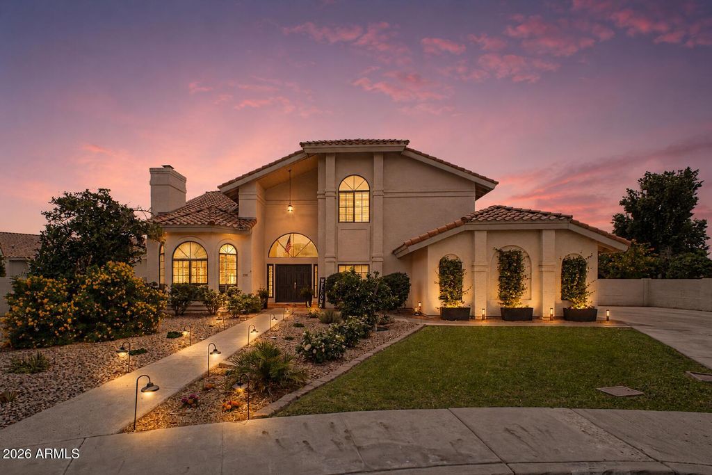 Photo of 1241 N Nassau Circle, Mesa, AZ 85205 (MLS # 7028328)