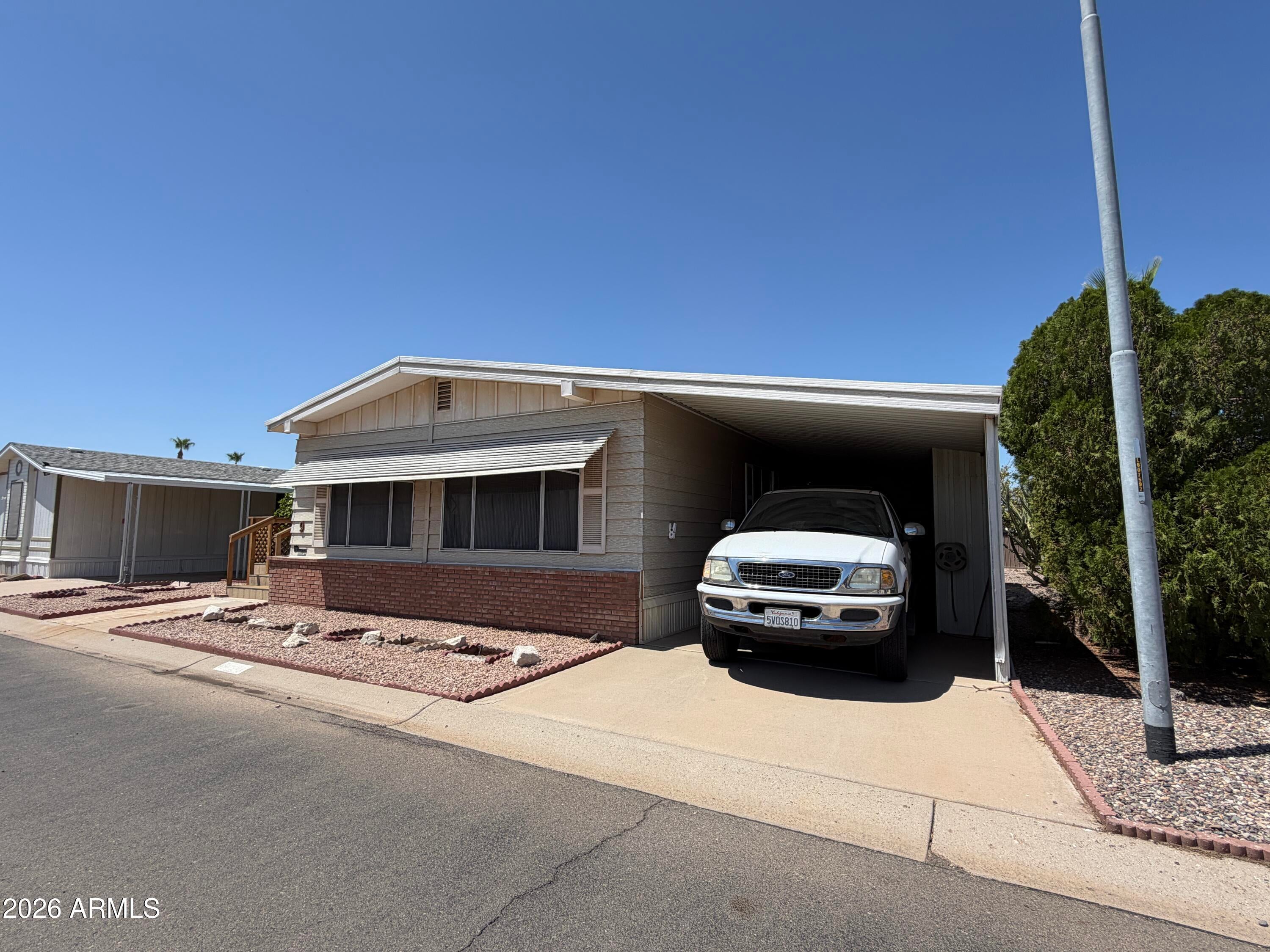 450 W SUNWEST Drive 9