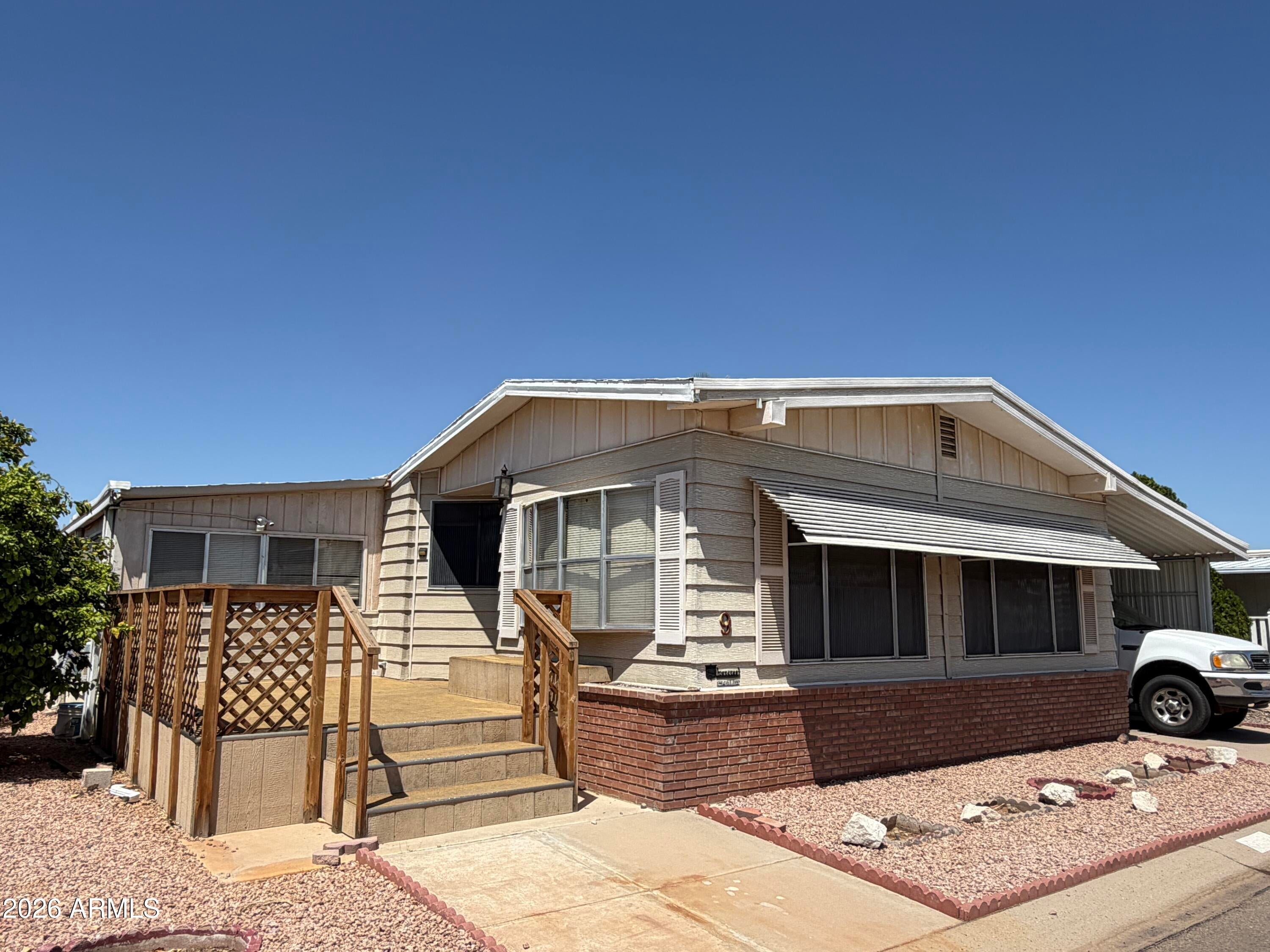 450 W SUNWEST Drive 9