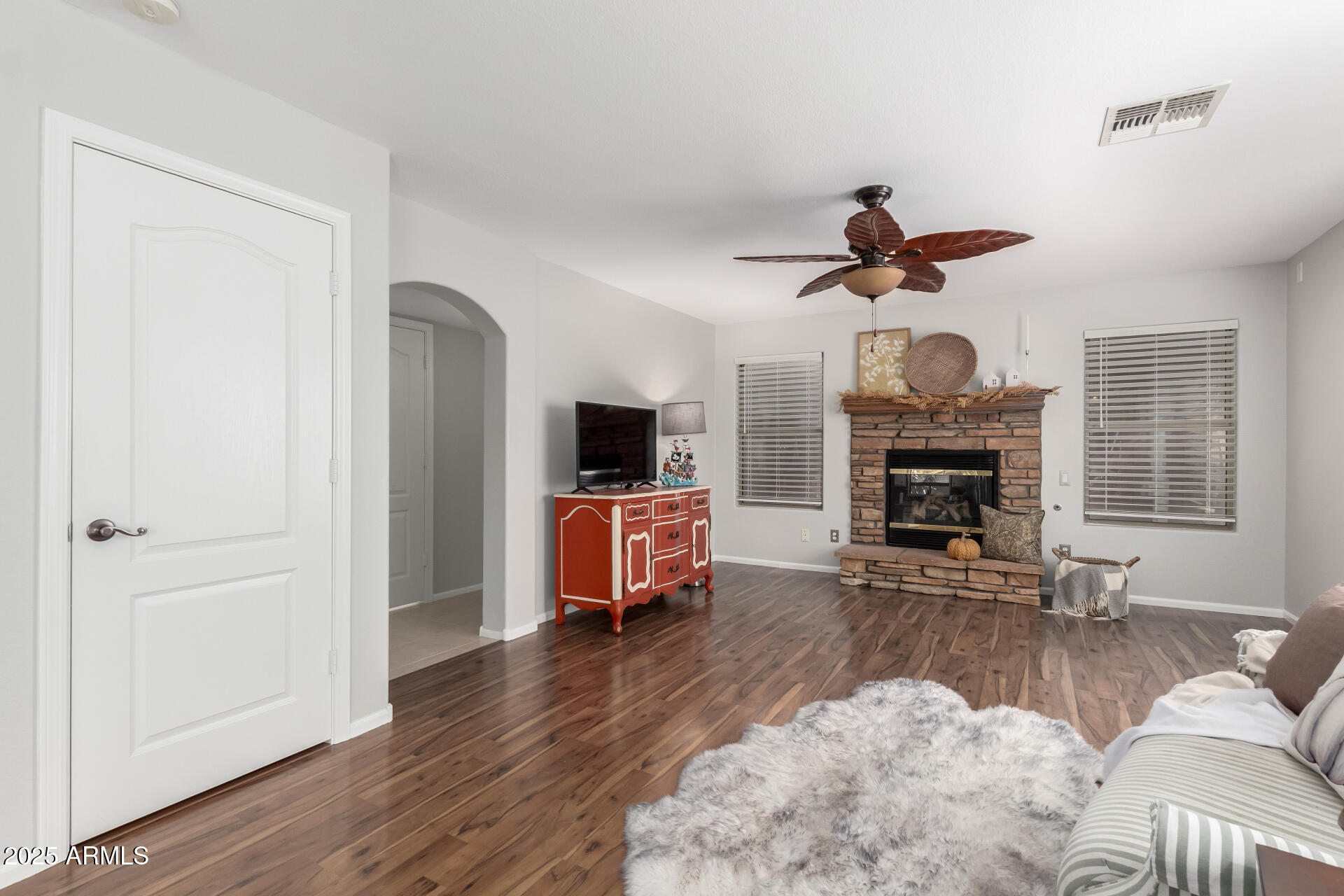 42553 W SPARKS Drive