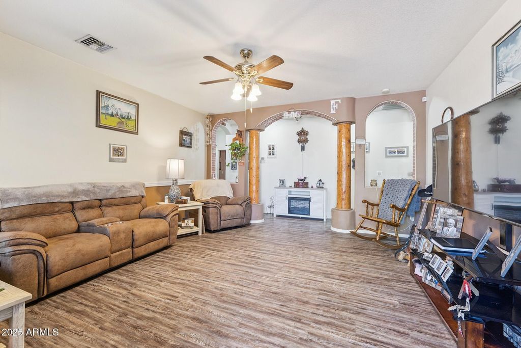 Photo of 6154 S Borego Road, Gold Canyon, AZ 85118 (MLS # 6939528)