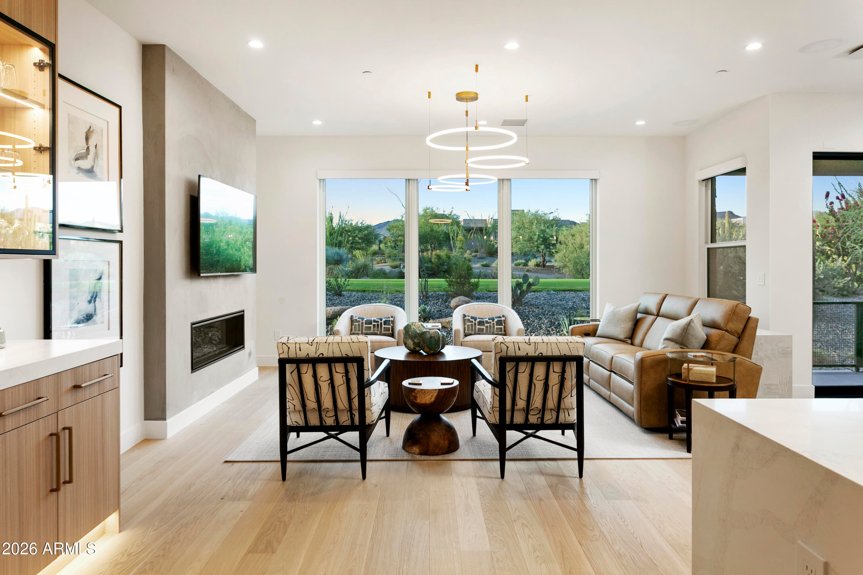 37200 N CAVE CREEK Road 1102