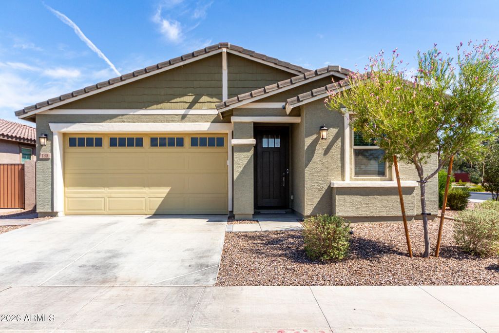 Photo of 130 E Elmwood Place E, Chandler, AZ 85249 (MLS # 6975984)