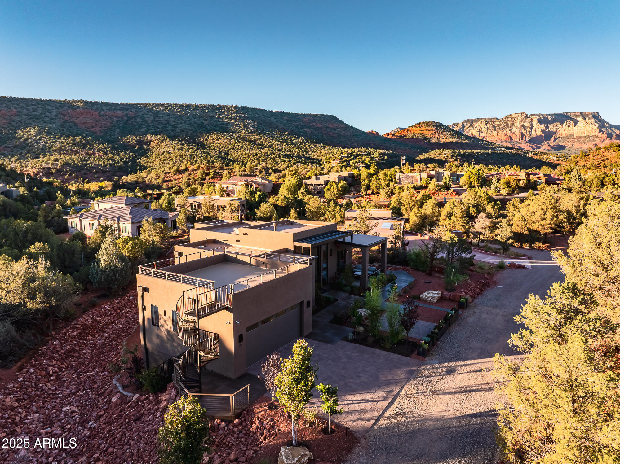 75 BELL ROCK Trail