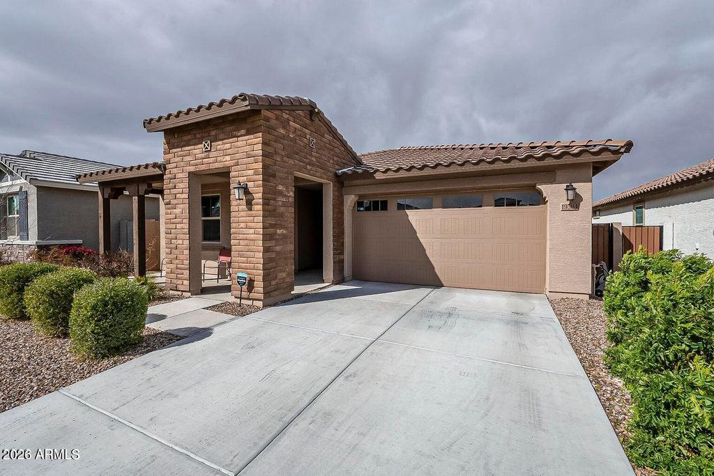 Photo of 19584 W Valle Vista Way, Litchfield Park, AZ 85340 (MLS # 6962952)