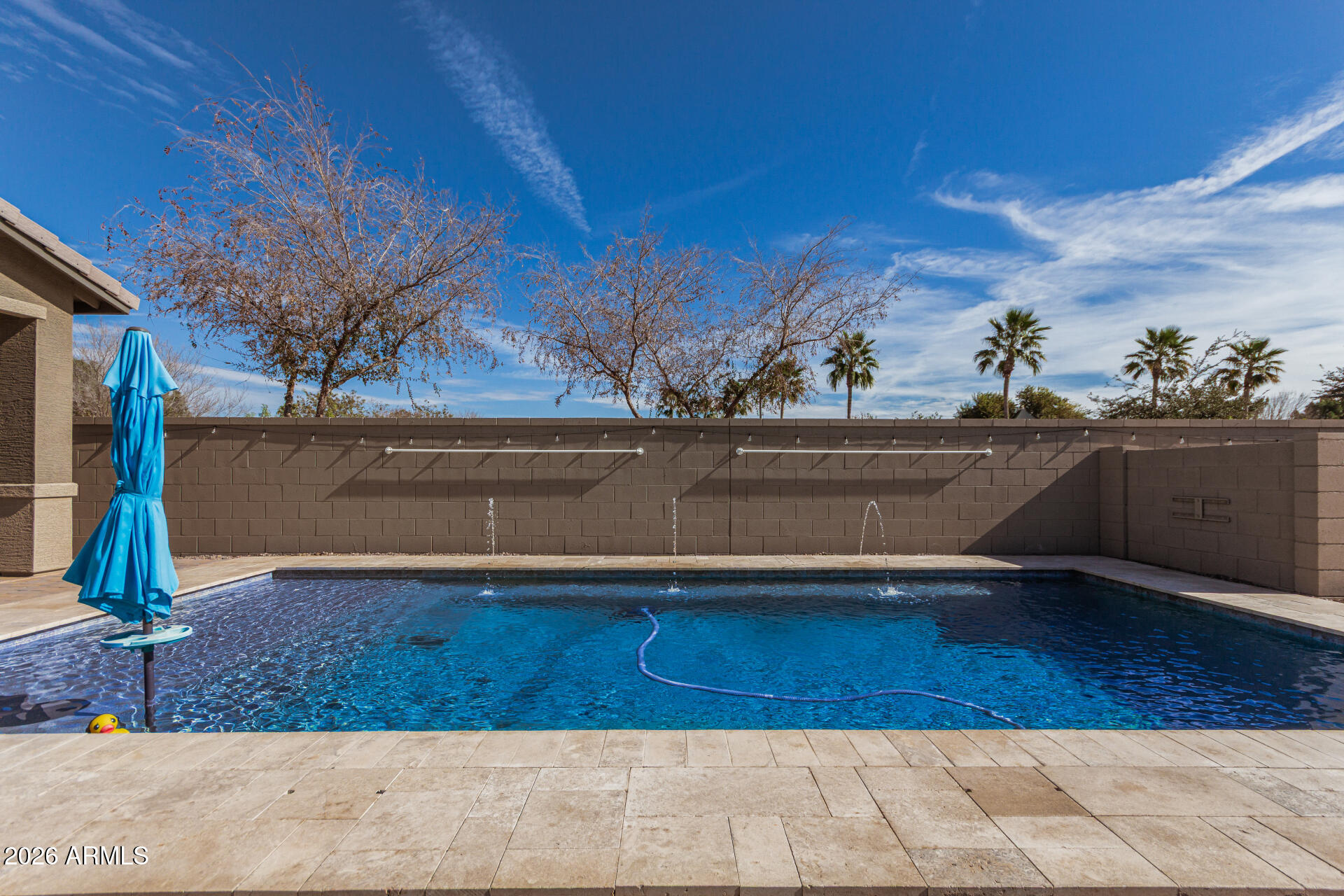 1157 W POPCORN TREE Avenue