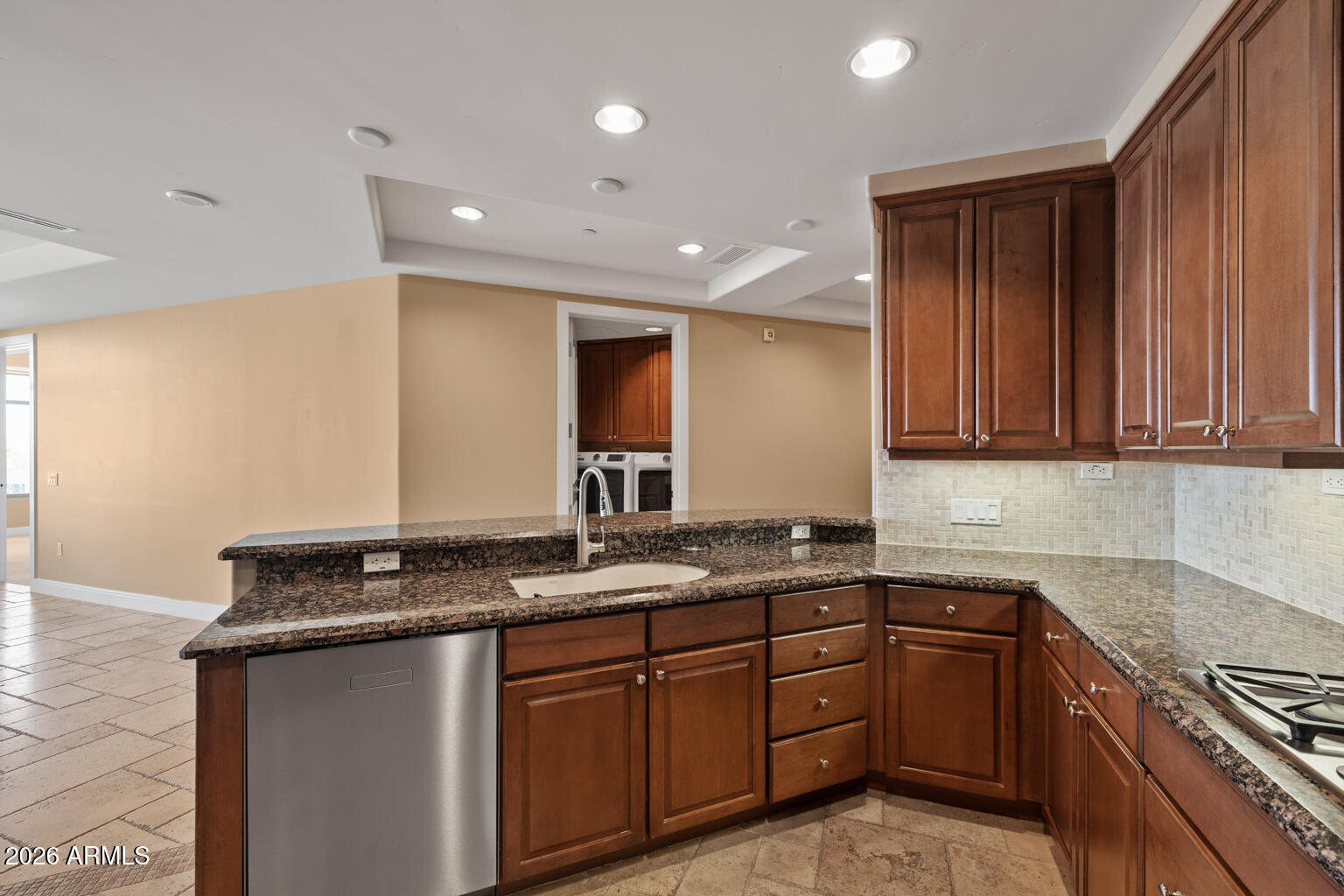 2211 E CAMELBACK Road 604