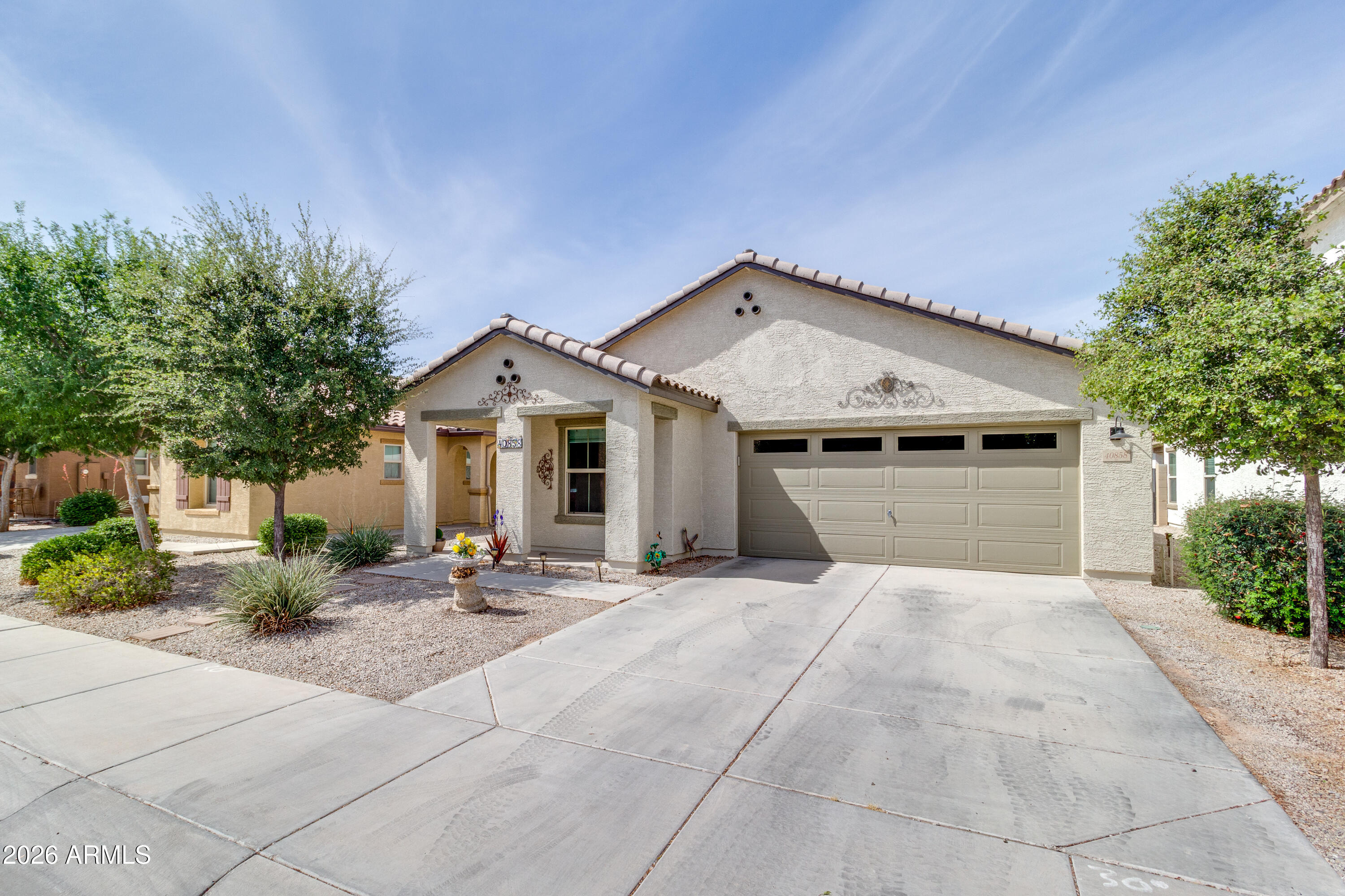 40858 W PORTIS Drive