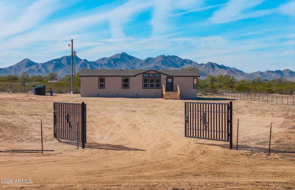 Photo of 161 N Pueblo Road, Maricopa, AZ 85139 (MLS # 6975400)