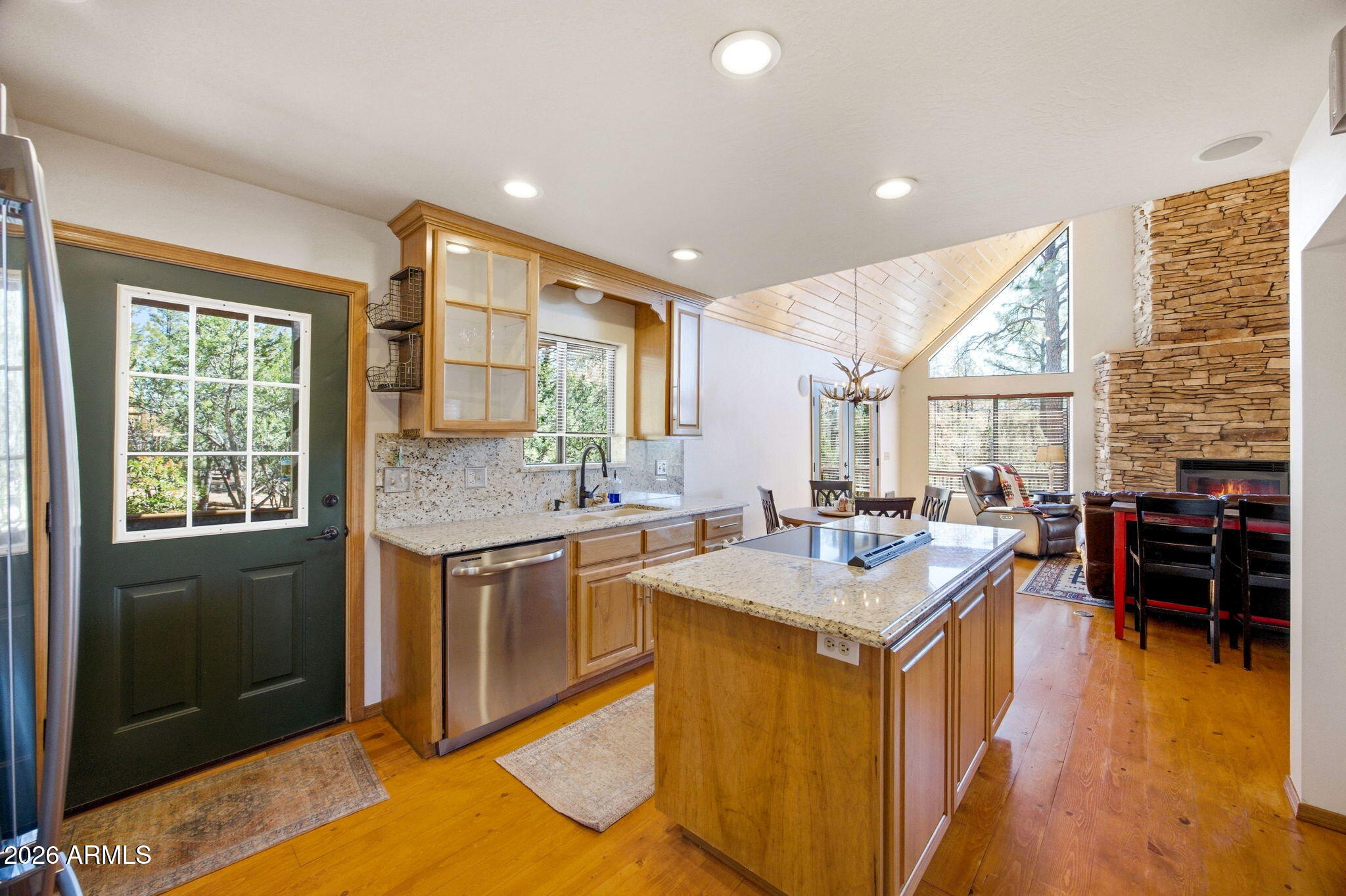 2763 CHANDELLE Lane