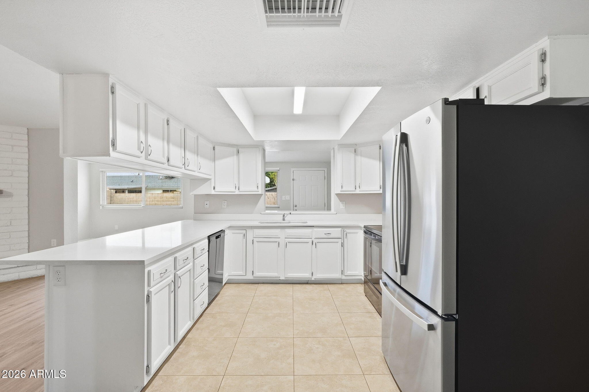3143 W JULIE Drive