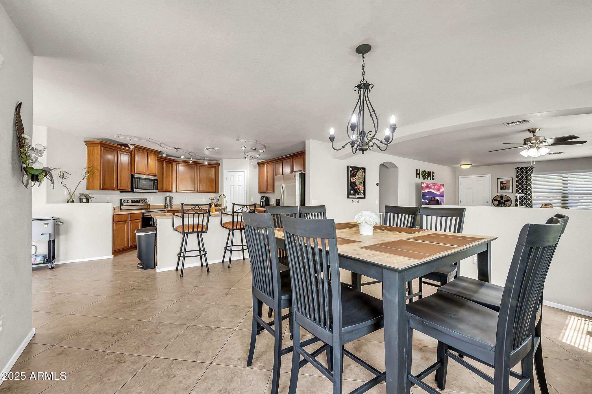 1147 E HARVEST Road