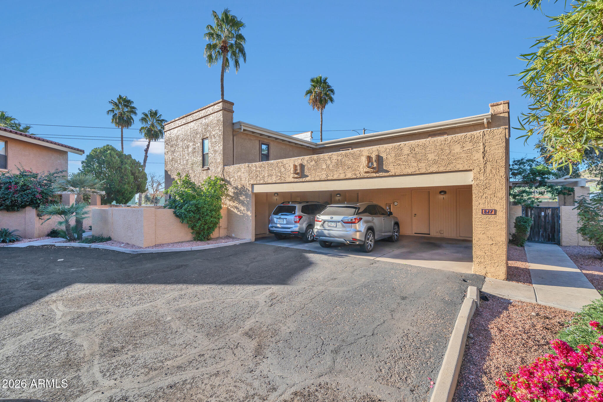 837 E PEORIA Avenue 2