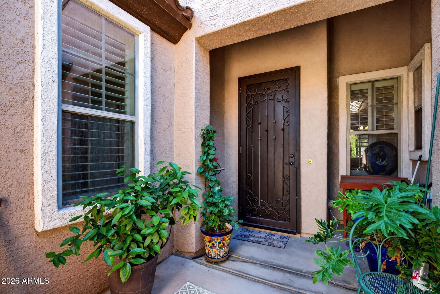 3711 E KINGBIRD Place