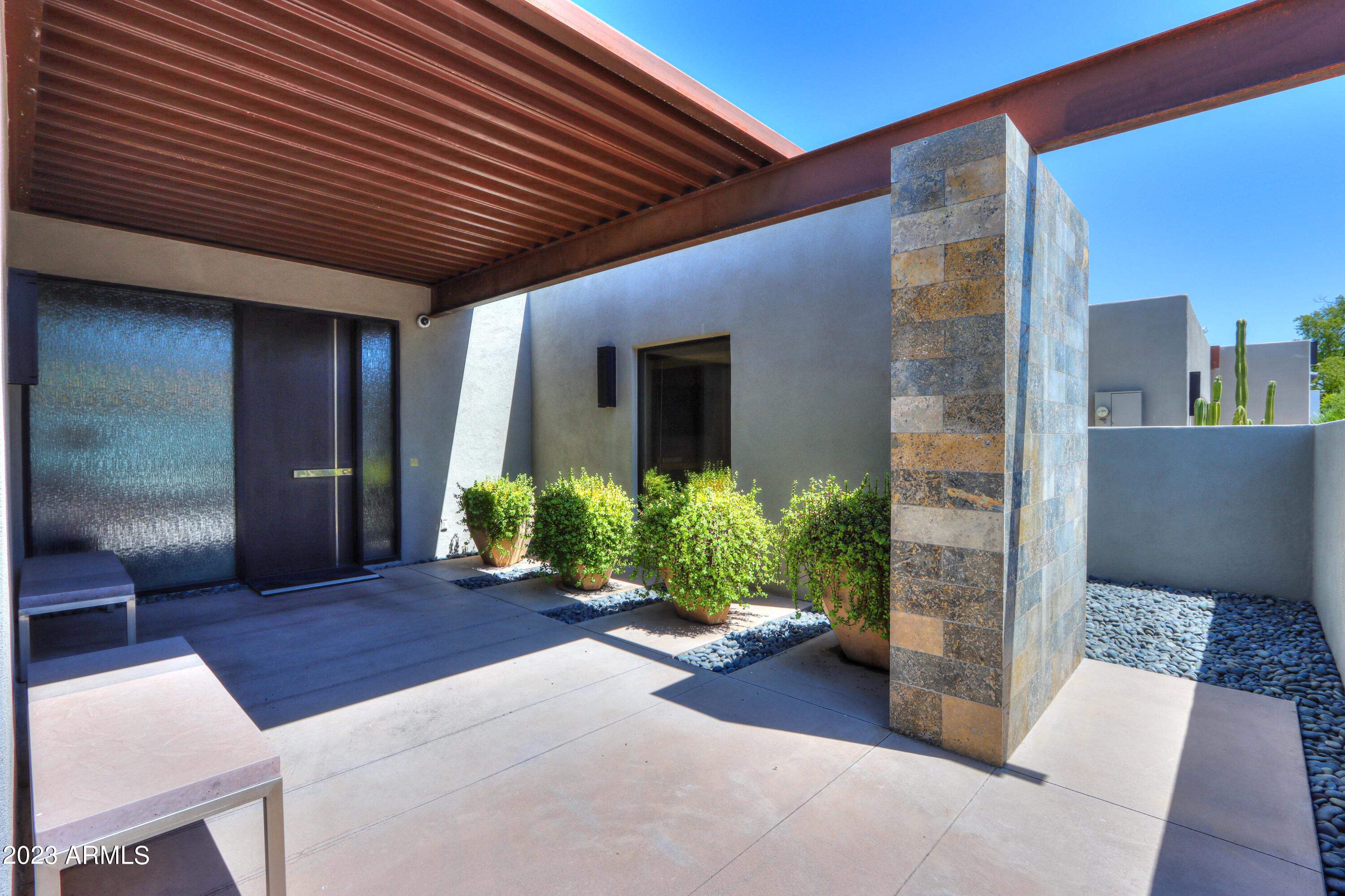 6333 N SCOTTSDALE Road 22