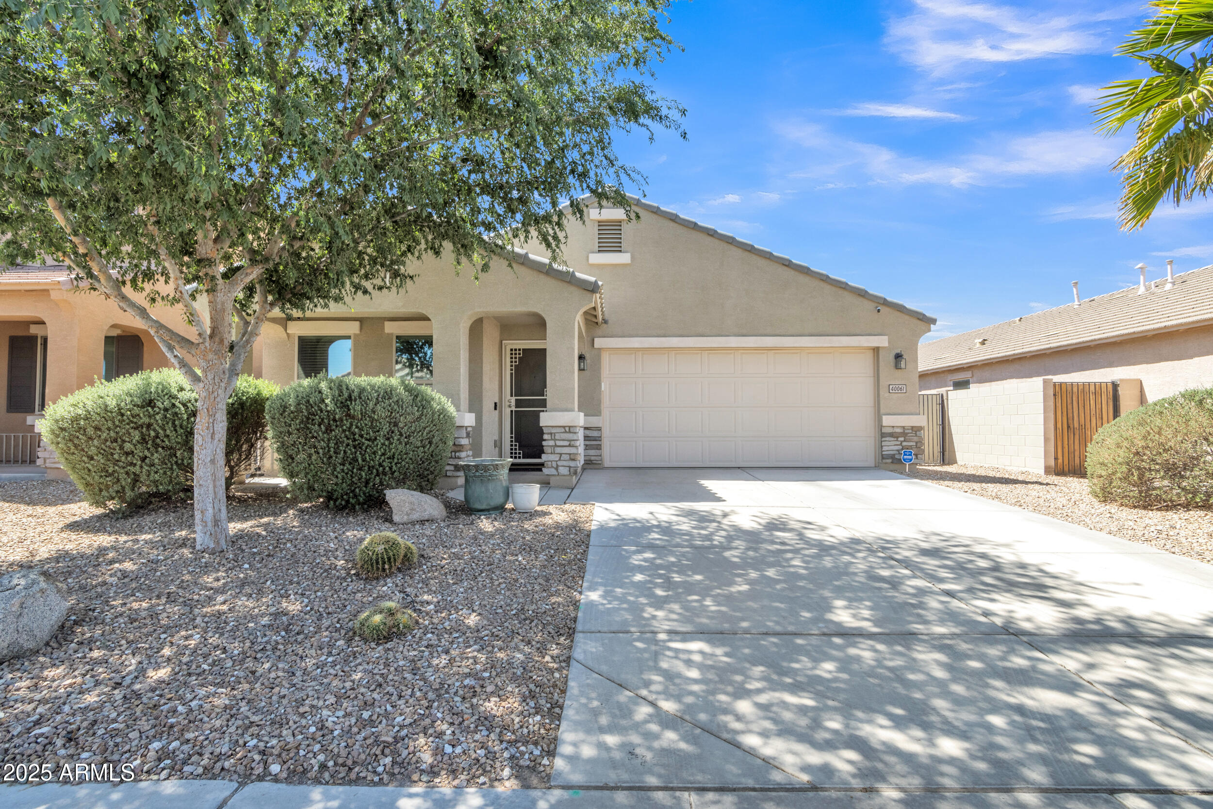 40061 W NOVAK Lane