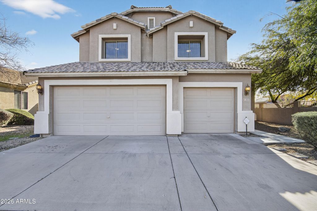 Photo of 2333 W Carter Road, Phoenix, AZ 85041 (MLS # 6975912)