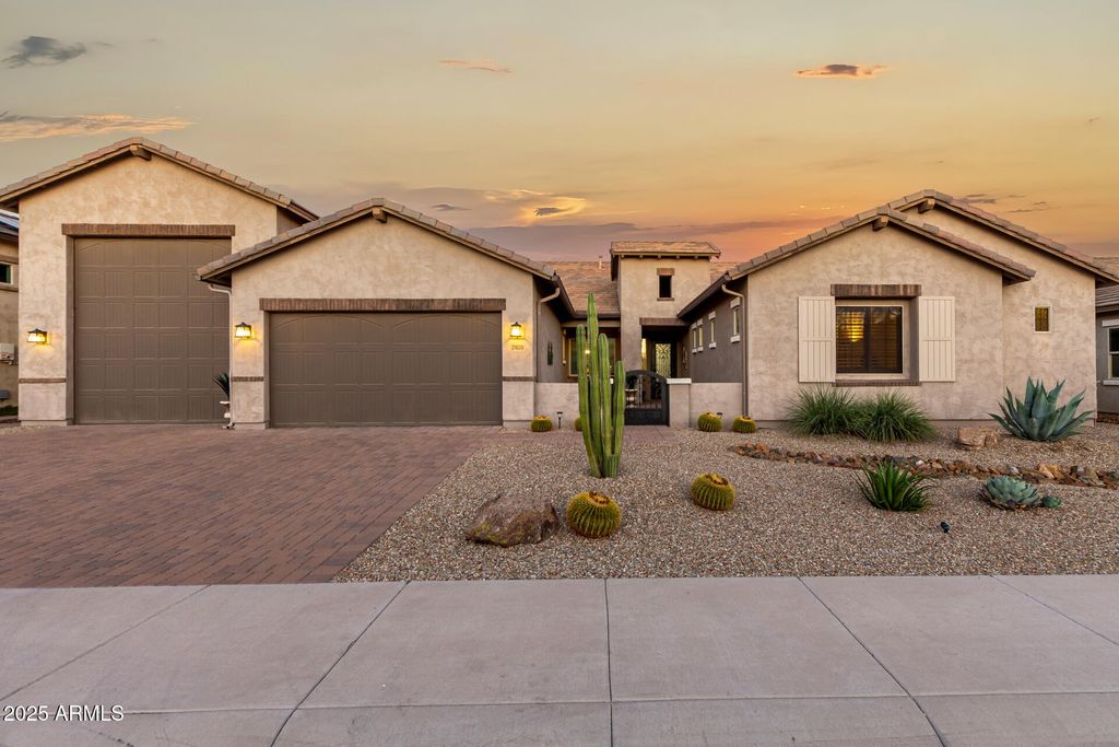 Photo of 31609 N 41st Place, Cave Creek, AZ 85331 (MLS # 6928162)