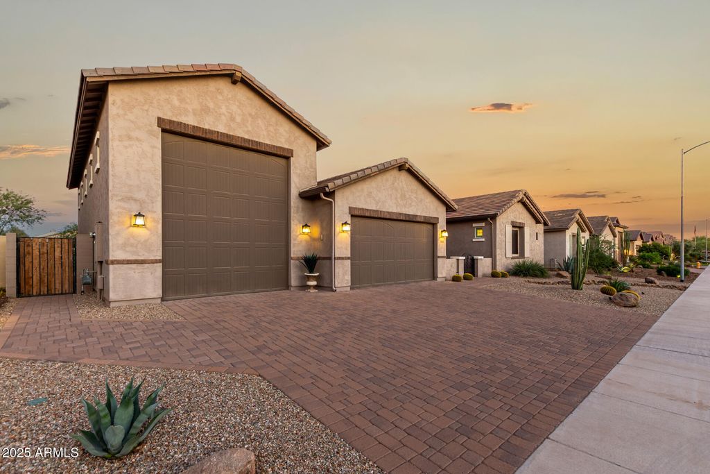 Photo of 31609 N 41st Place, Cave Creek, AZ 85331 (MLS # 6928162)