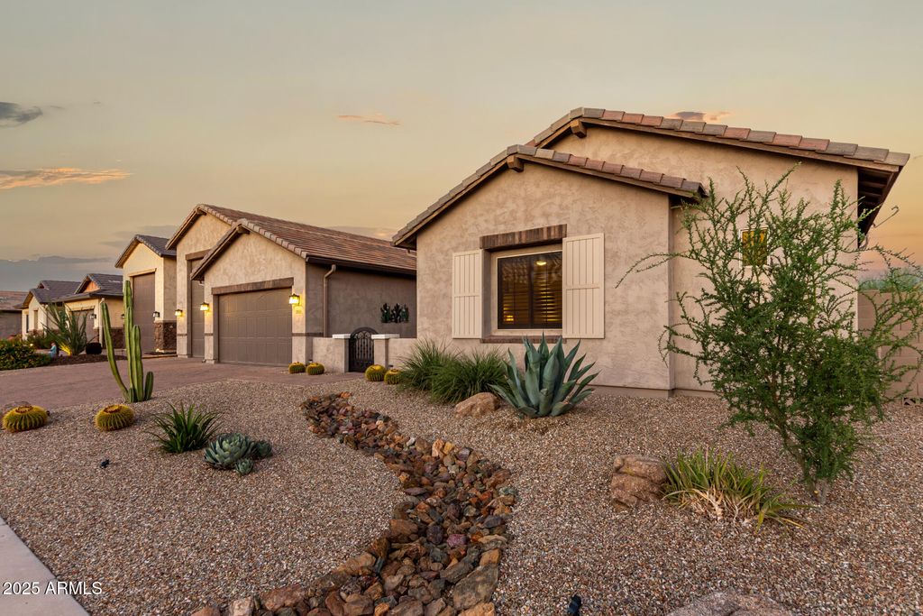 Photo of 31609 N 41st Place, Cave Creek, AZ 85331 (MLS # 6928162)