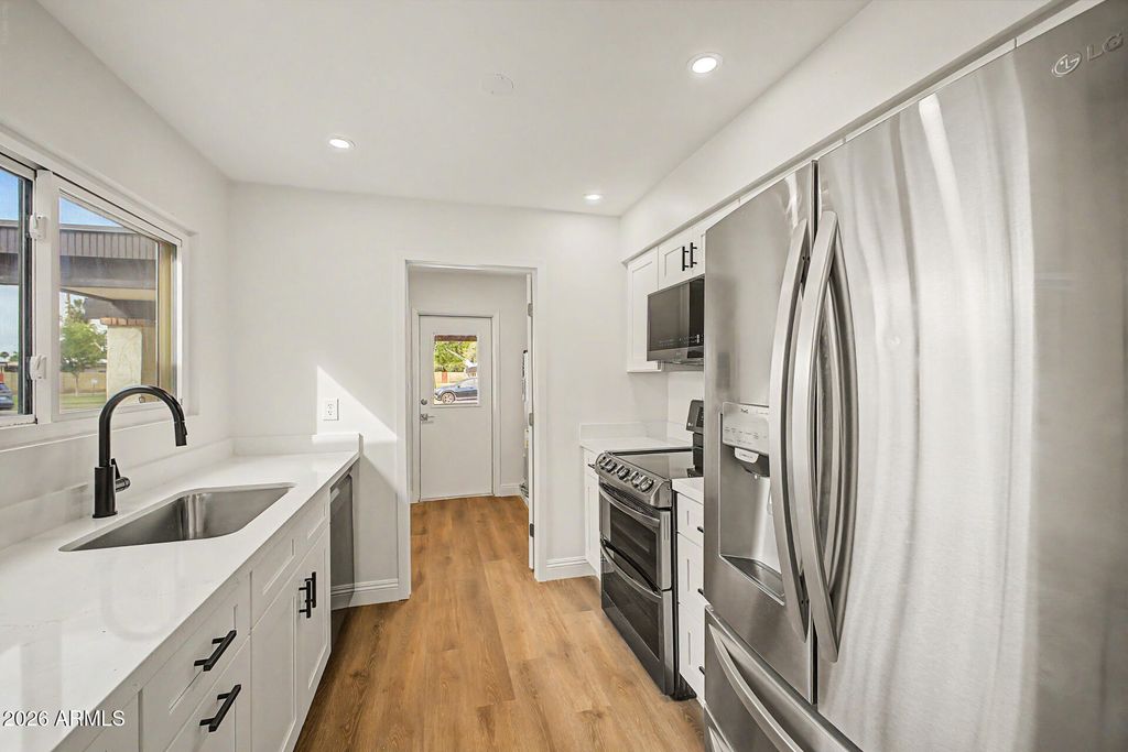 Photo of 1949 E Del Sur Drive, Tempe, AZ 85283 (MLS # 7019709)