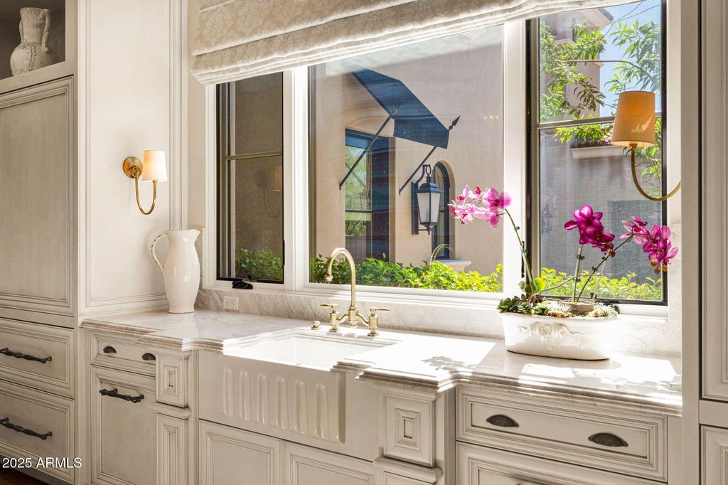 Photo of 11006 E Saguaro Canyon Trail, Scottsdale, AZ 85255 (MLS # 6927022)