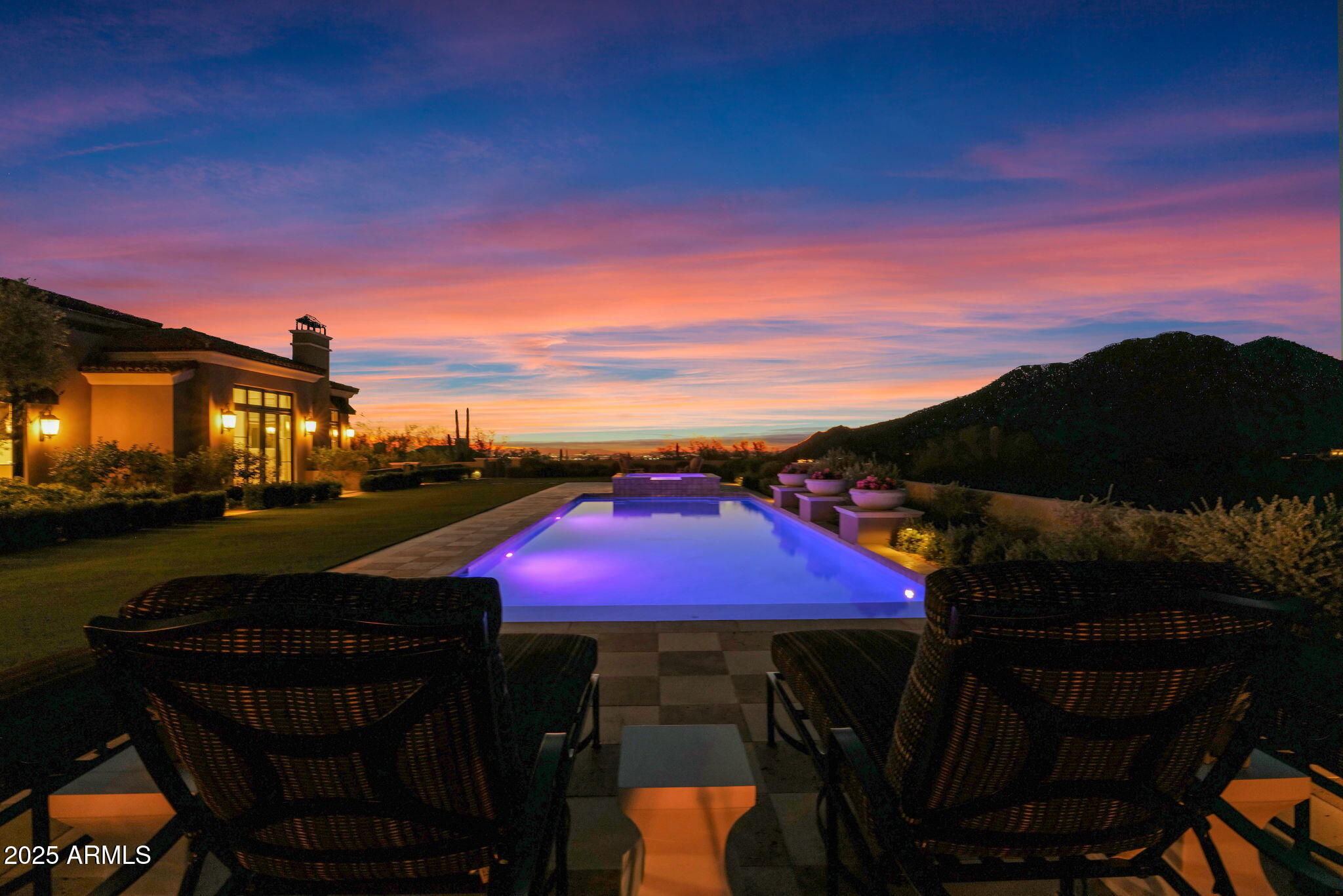 11006 E SAGUARO CANYON Trail