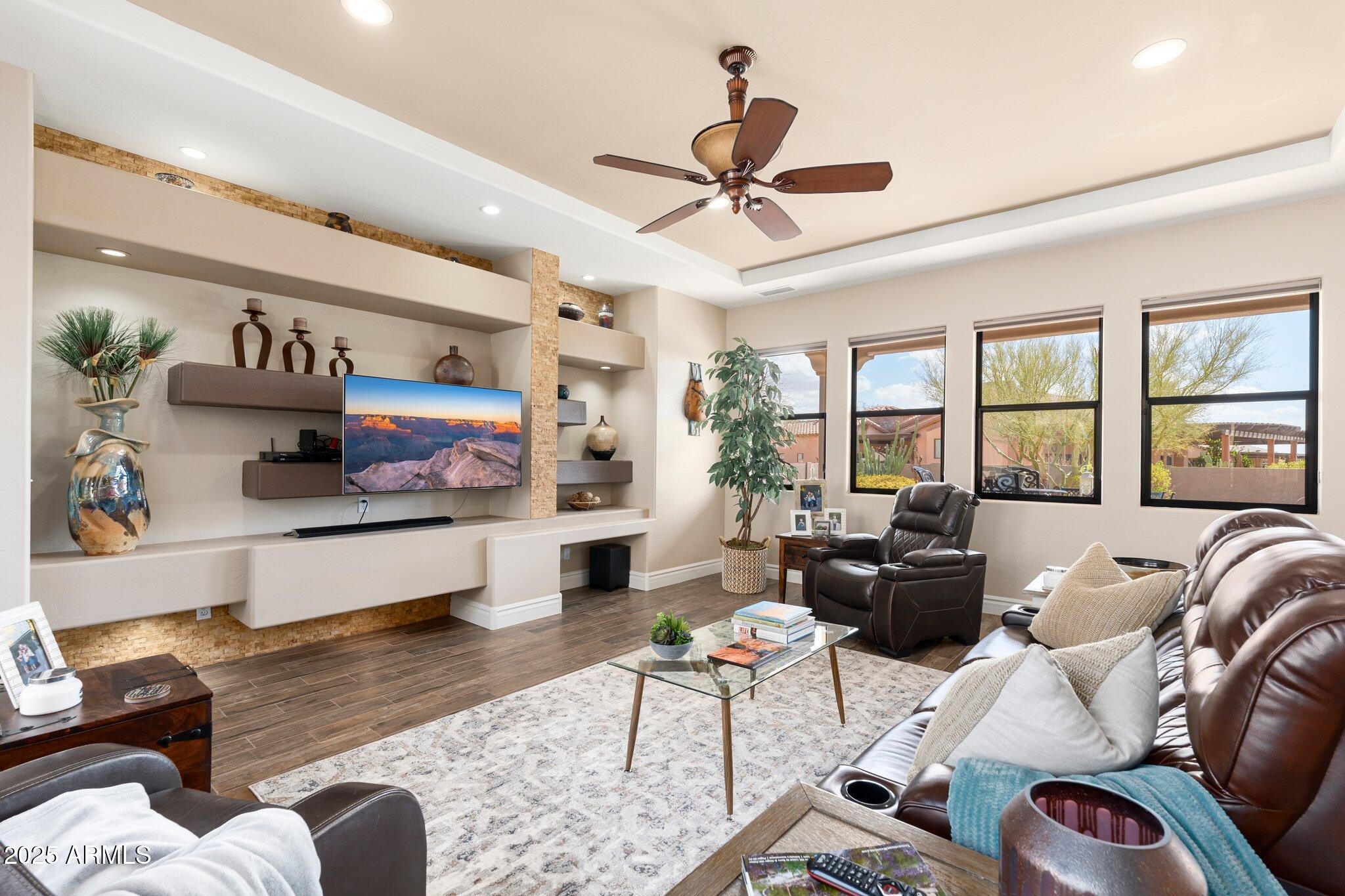 10649 E SADDLE BLANKET Trail