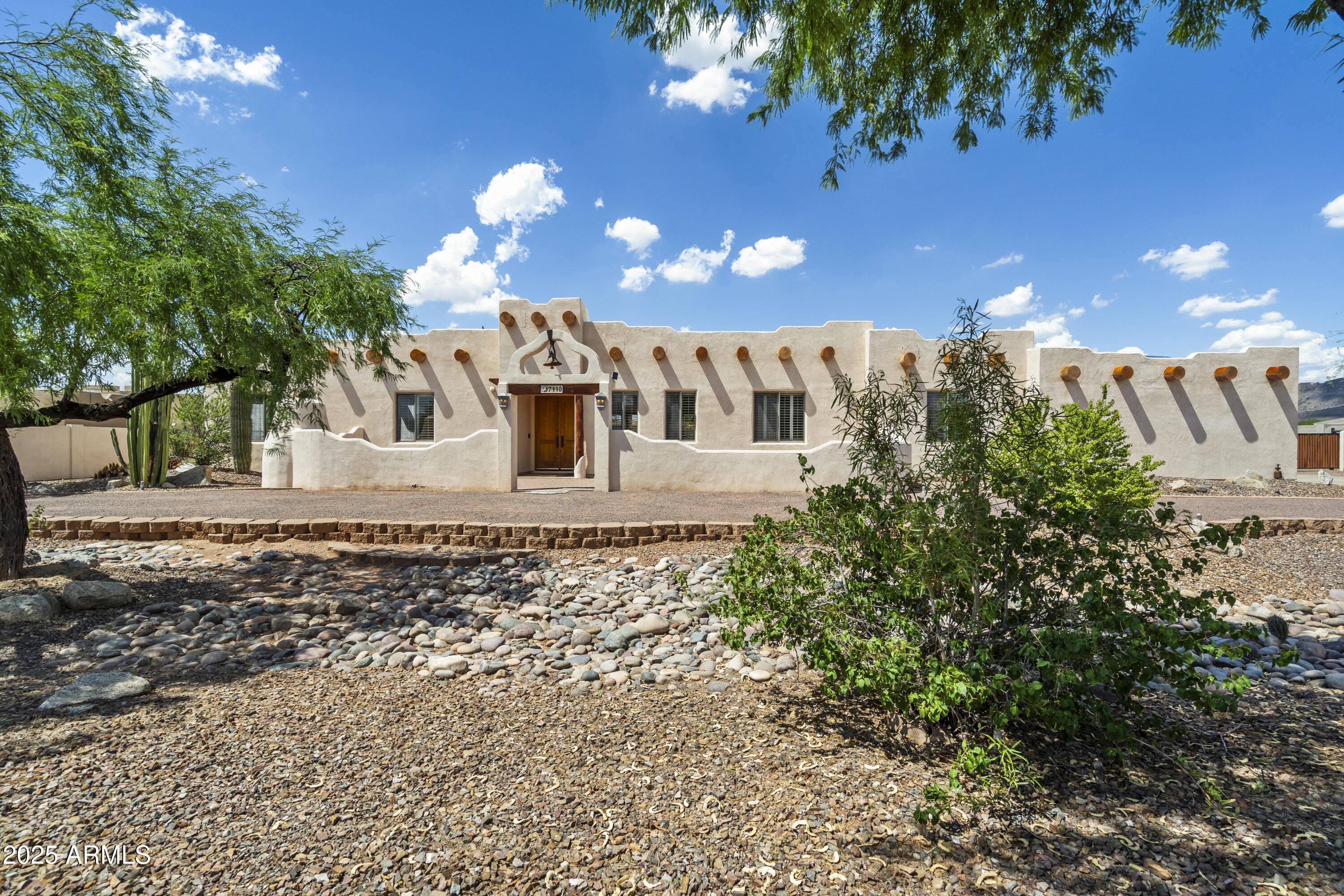 7110 W VILLA LINDO Drive