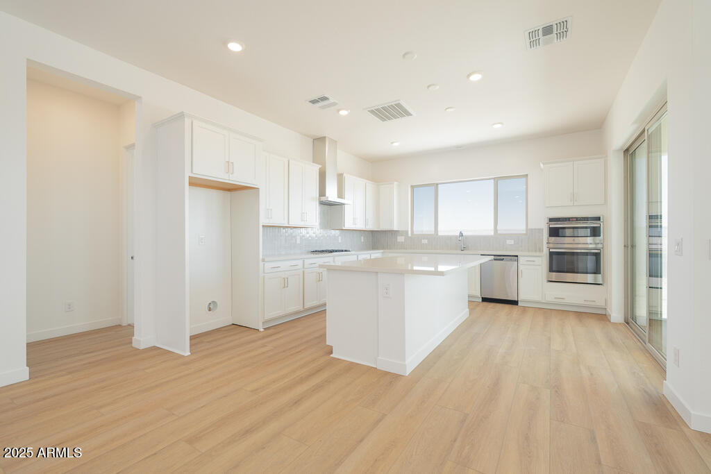 1910 E Empeltre Road