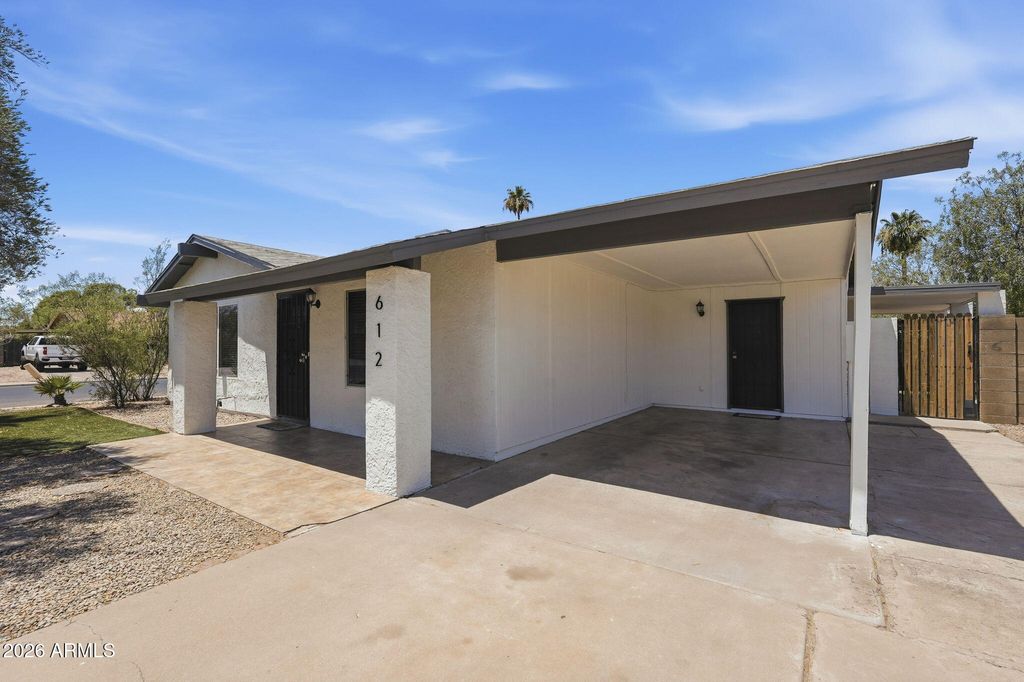 Photo of 612 W Farmdale Avenue, Mesa, AZ 85210 (MLS # 7041195)