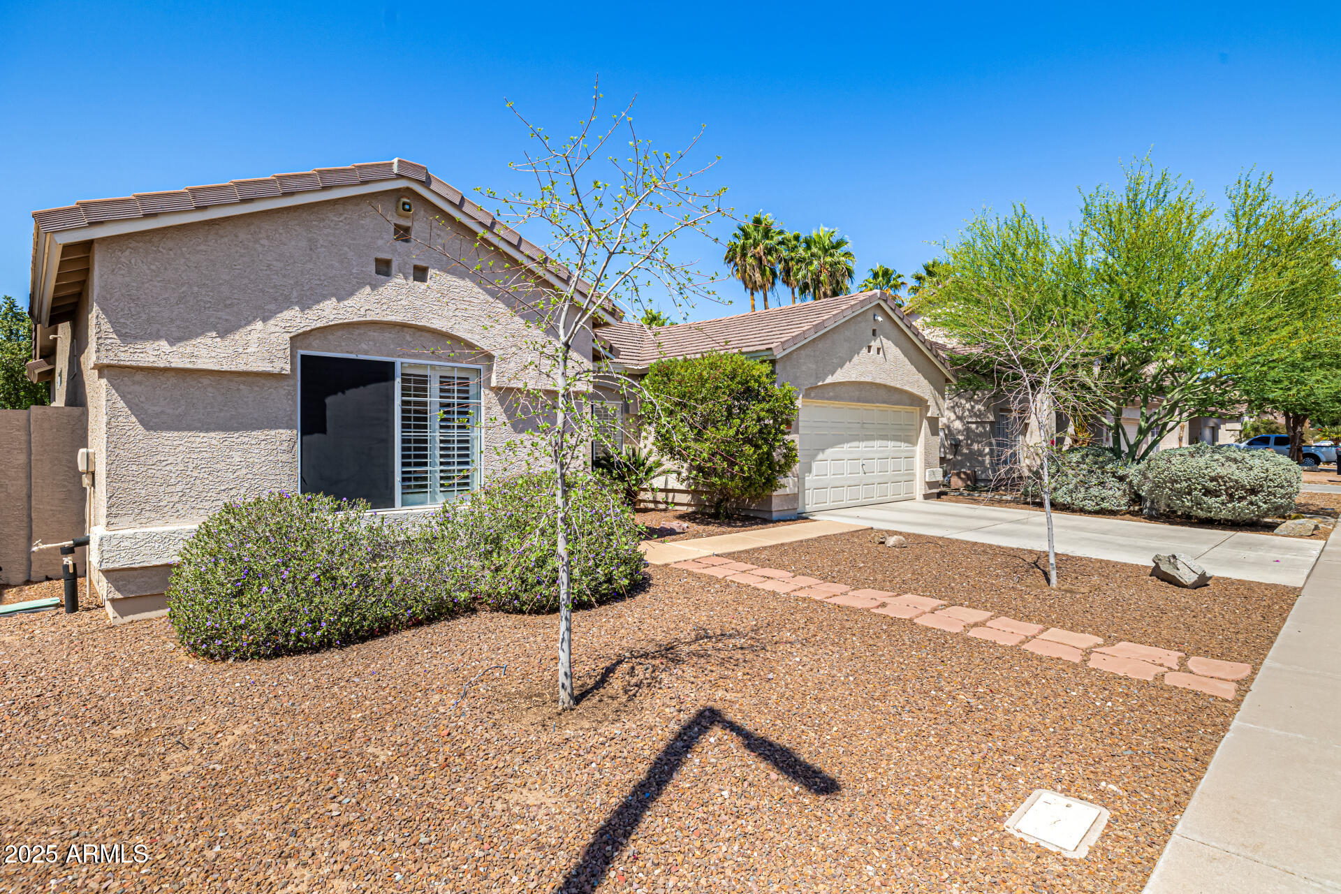 14819 W LUPINE Lane
