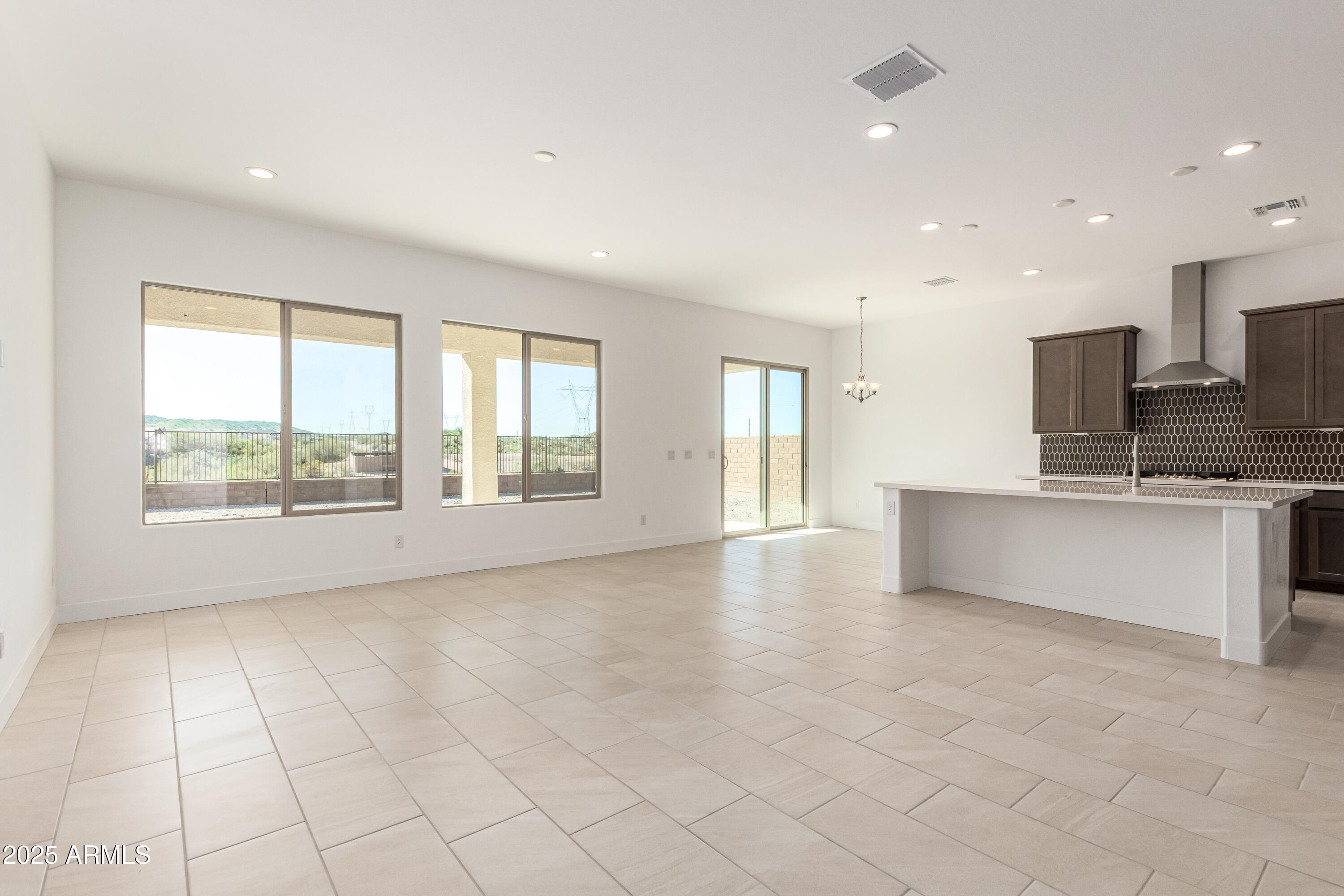 16837 W ARDMORE Road