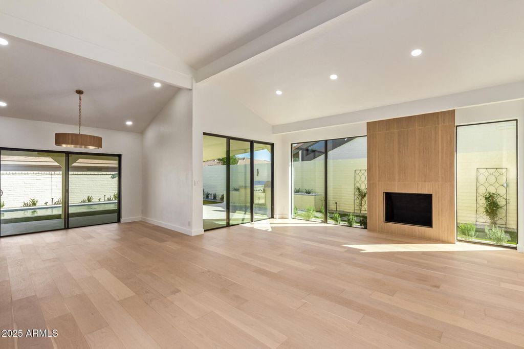 Photo of 7369 E Krall Street, Scottsdale, AZ 85250 (MLS # 6944418)