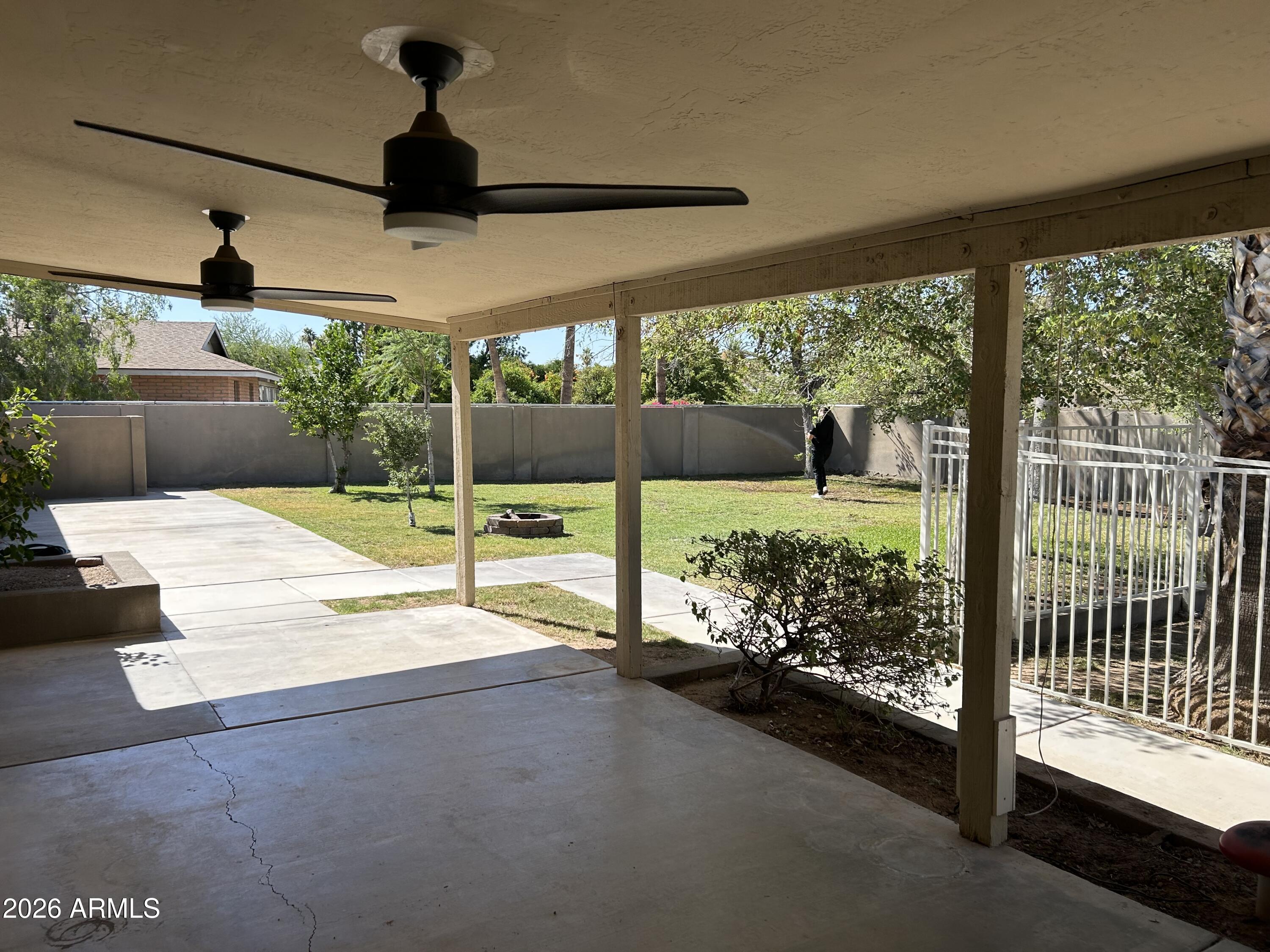 EAGLES EYRE 2 - Residential