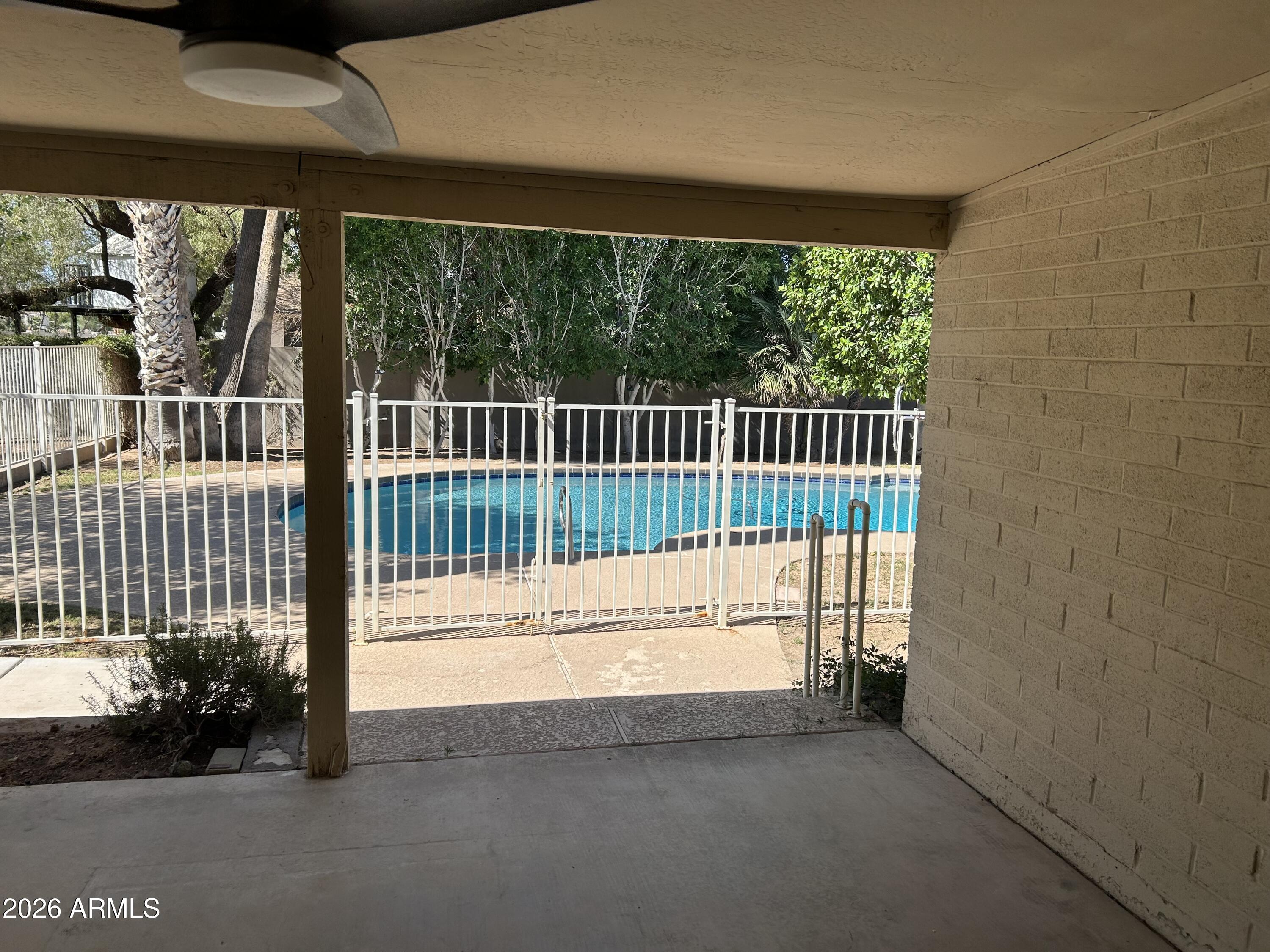 EAGLES EYRE 2 - Residential