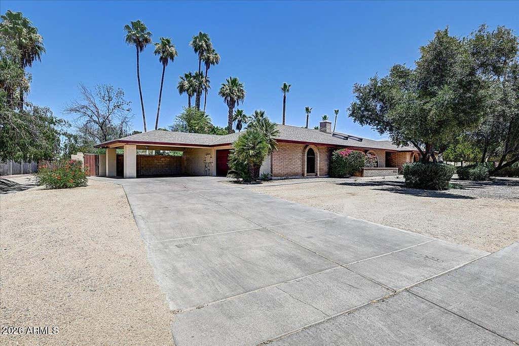 Photo of 5002 E Cholla Street, Scottsdale, AZ 85254 (MLS # 7034332)