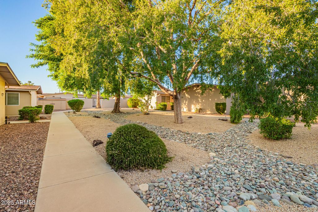 Photo of 19028 N 134th Drive, Sun City West, AZ 85375 (MLS # 6930913)
